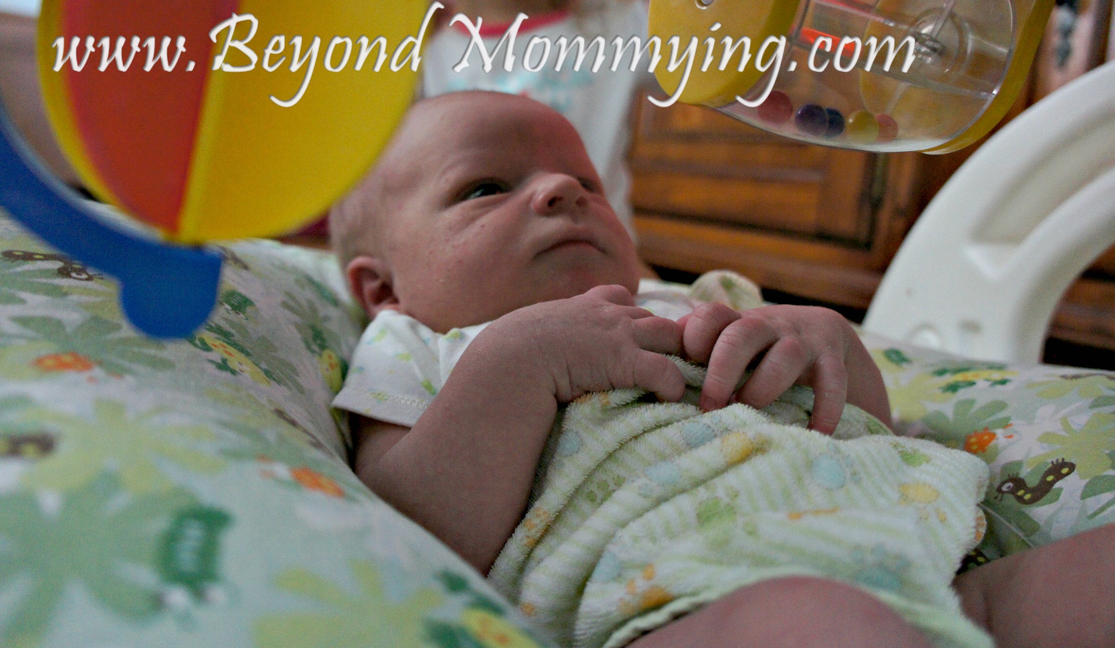 10-ways-to-use-a-boppy-pillow-beyond-mommying