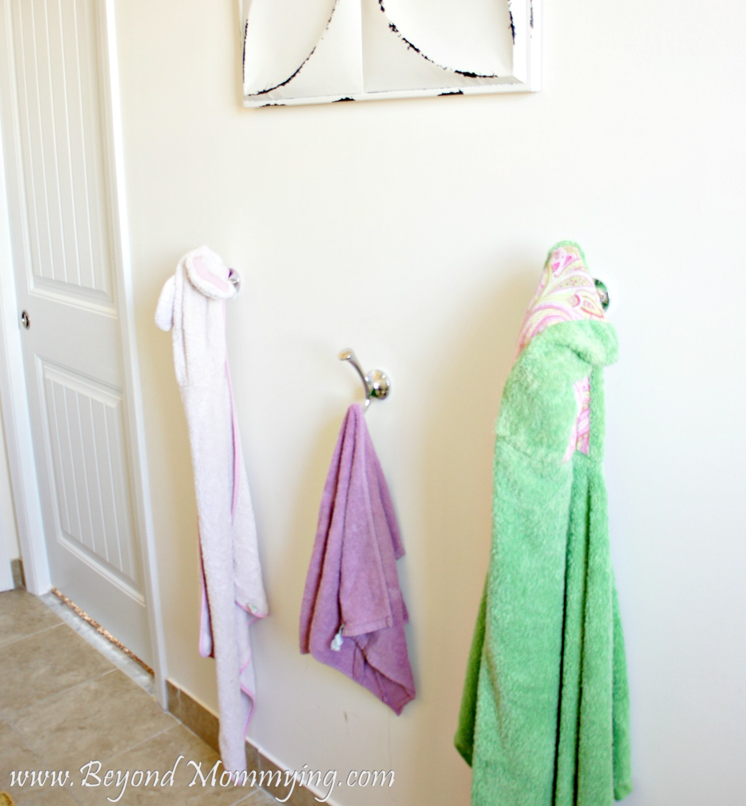 ORGANIZE  Kids Bathroom!! (Easy Tips) 