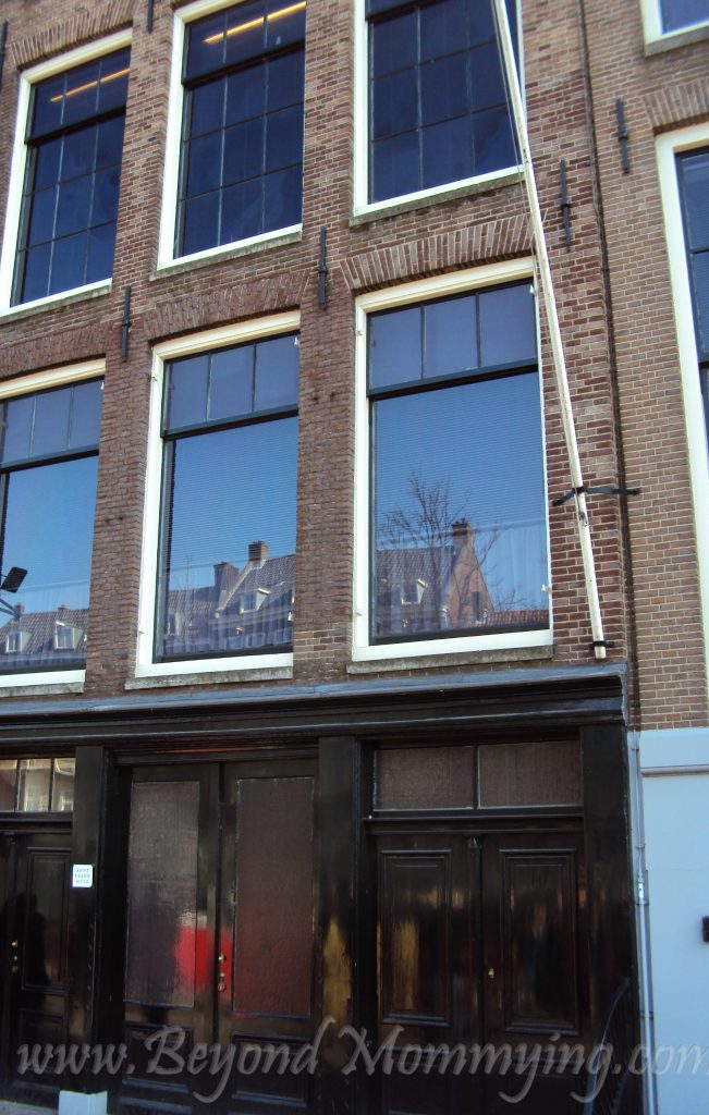 Traveling to Amsterdam with Kids, visiting the Anne Frank House