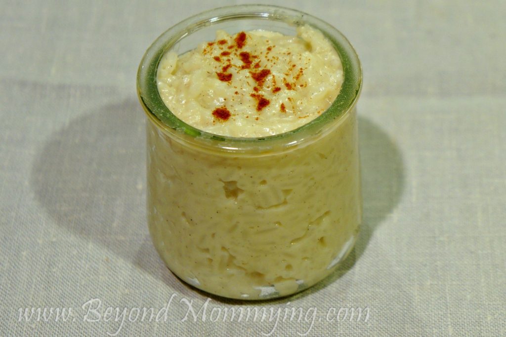 Almond Rice Pudding Recipe: dairy free and using a few simple ingredients, this rice pudding is slightly sweet and tastes just like marzipan.